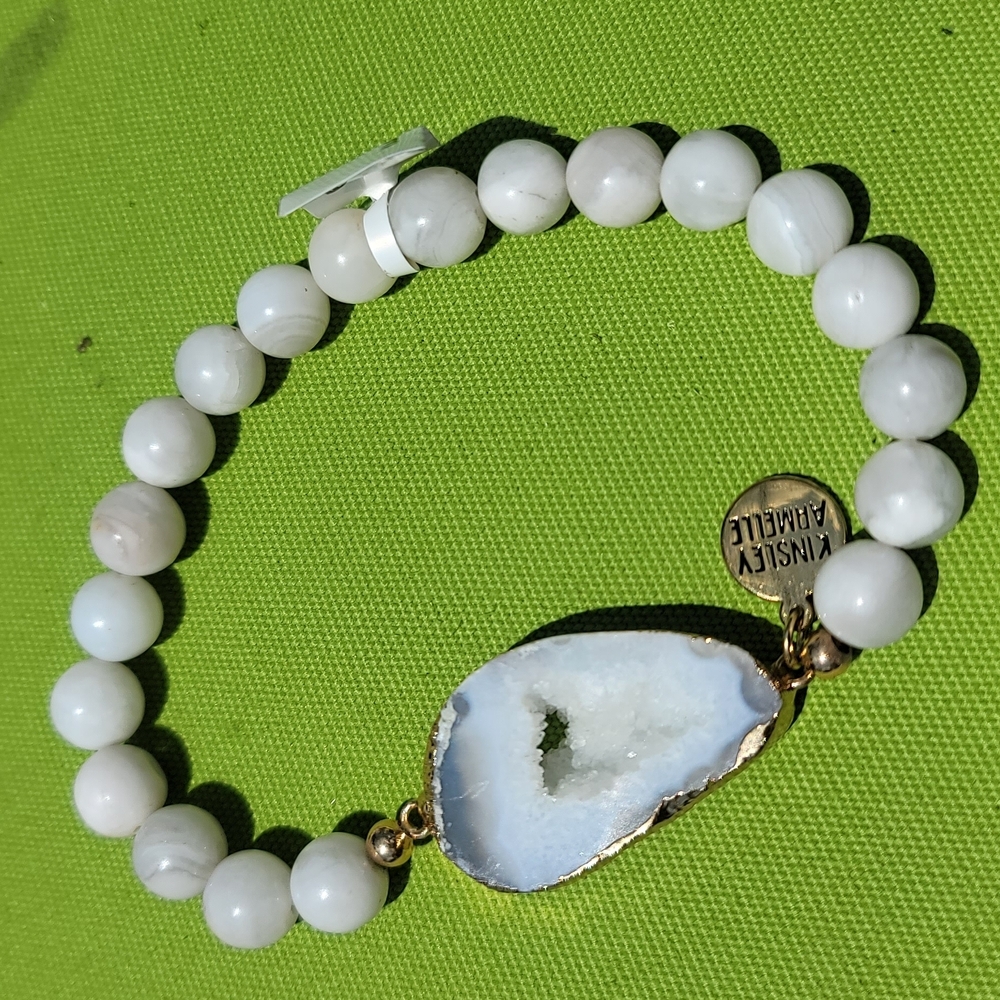 Kinsley Armelle Flurry Bracelet Gold and White Agate Stone On Pepper Beads - Picture 2 of 4